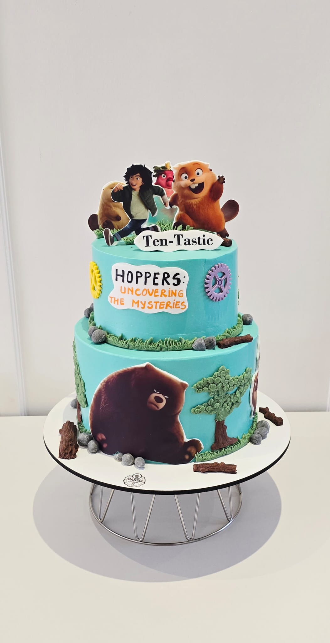 Bespoke custom celebration cake for Girls & Fairytales handcrafted by Nicoleta